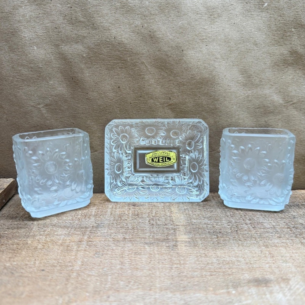 Vintage Barolac Weil Czechoslovakia Frosted Glass Sunflower Smoking Vanity Set